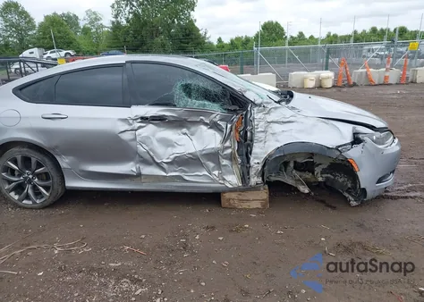 2016 Chrysler 200 S z USA, uszkodzony, nr VIN 1C3CCCBB2GN125376